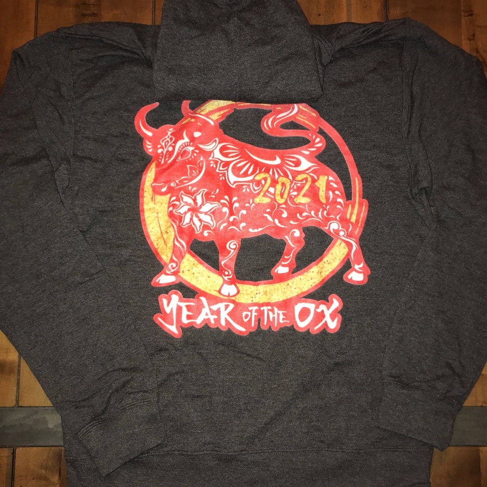 🎄🎄Charcoal Year of the Ox Hoodie NWOT🎄🎄